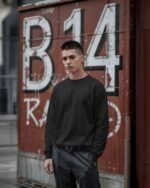 MountCart store black full sleeve sweatshirts